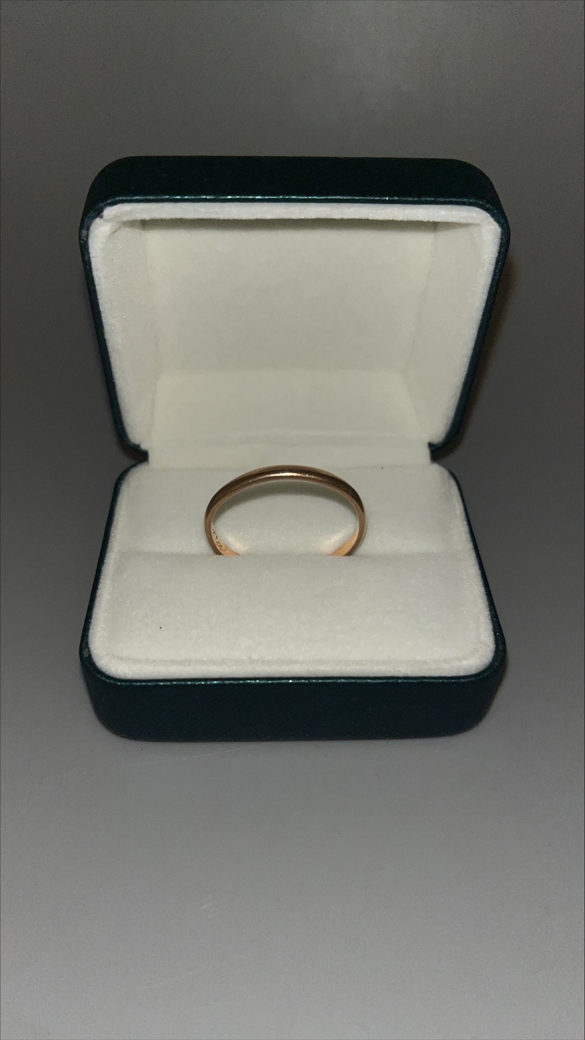 Abielusõrmus graveeringuga, suurus -22,5