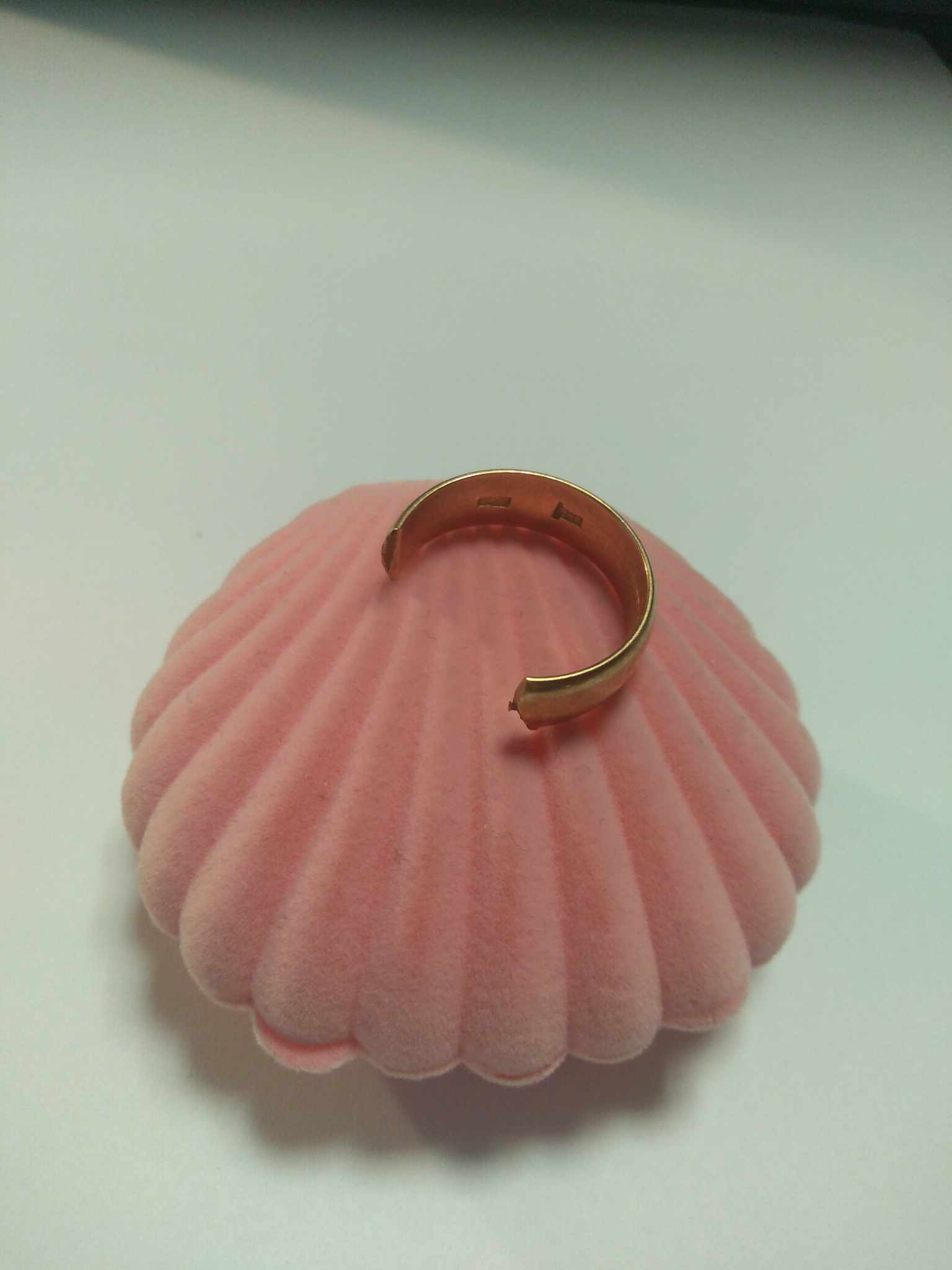 Romukuld-katki ,poolik  sõrmus SOODUSHIND