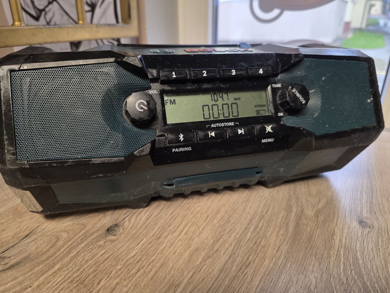 Bosch gbv 18v-2 C kaasaskantav raadio