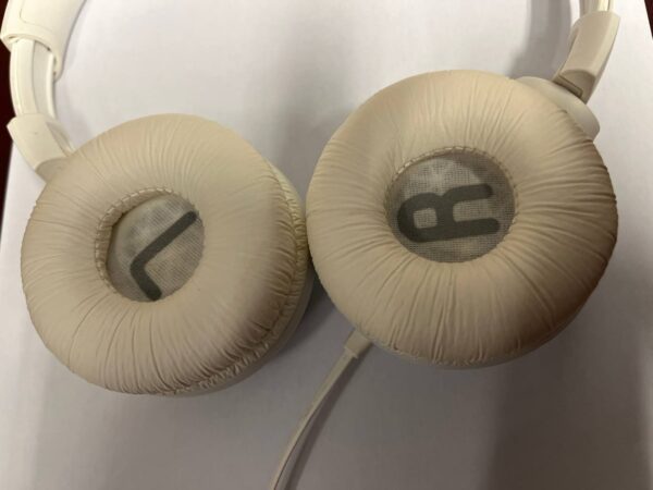 JBL juhmega kõrvaklapid - Image 2