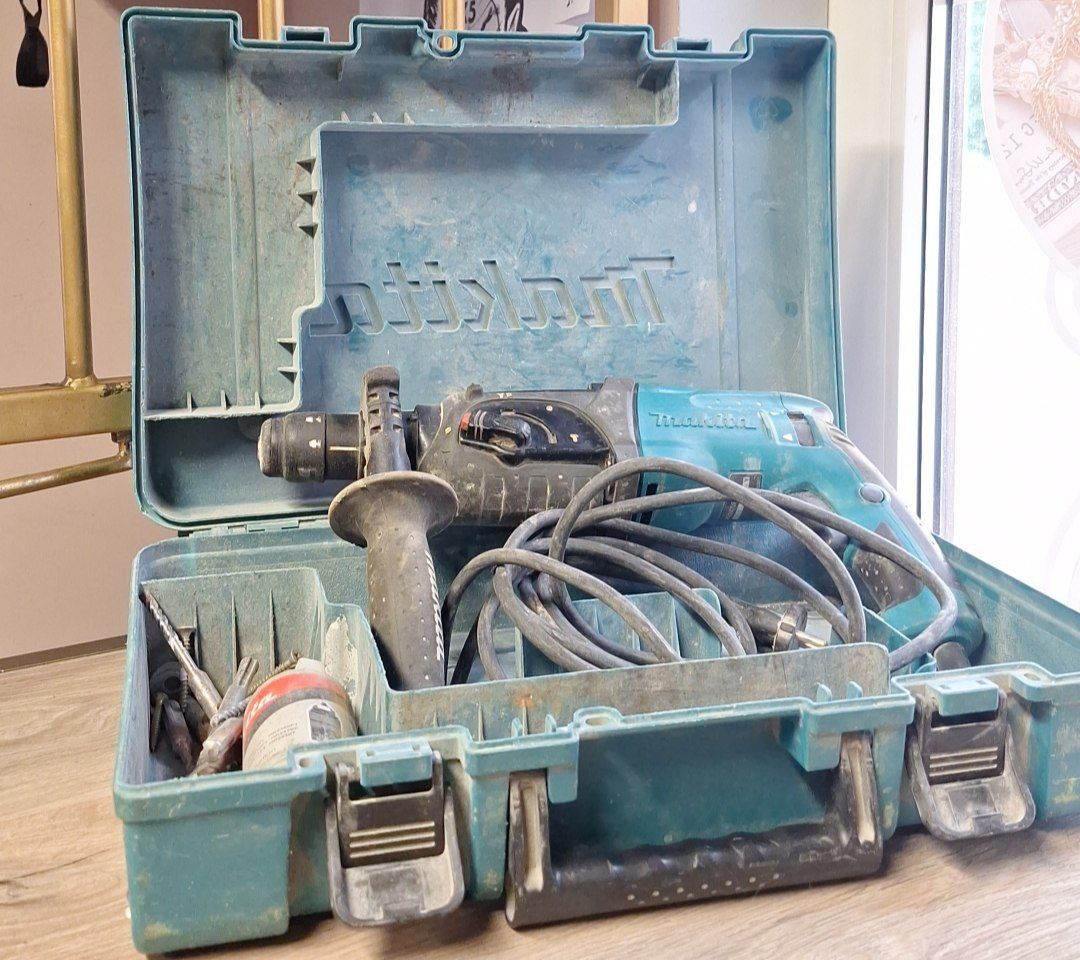 Elektritrell Makita  HR2470FT