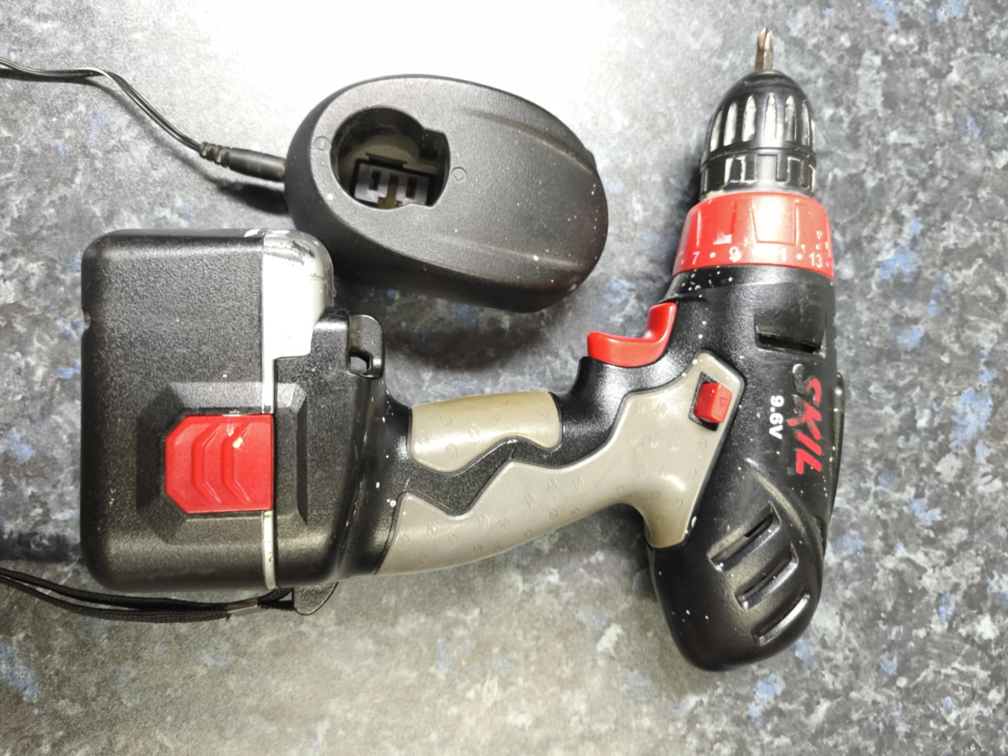 Akutrell SKIL F015 2005.  9,6 V